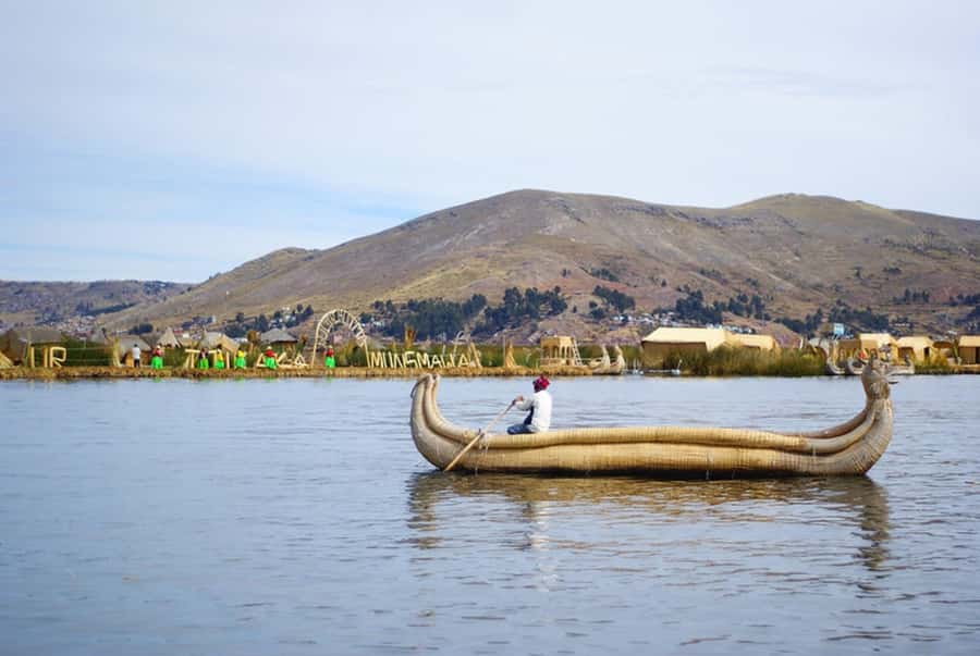 Puno: Full-Day Tour of Lake Titicaca and Uros & Taquile - The guide and the pace of the day