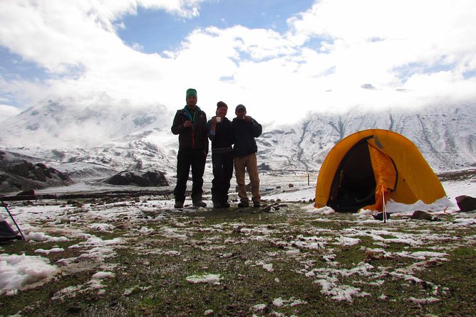 Qampa Climbing 2 Days in Ausangate - How the guide and support team affect the climb