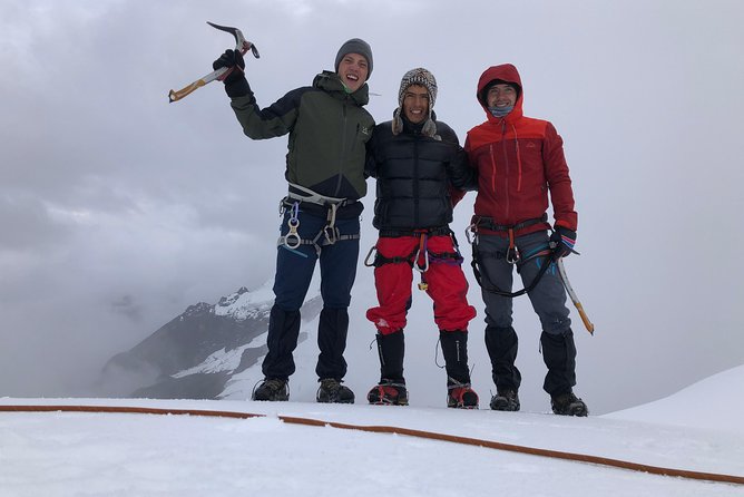 Qampa Climbing 2 Days in Ausangate - Day two: the 2:30 a.m. summit attempt