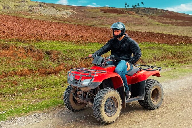 Quad bikes in Moray and Salineras and Picnic with llamas - Maras: thousands of salt pools on a mountainside