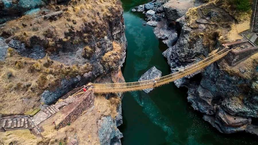 Queswachaka : Tour Inca bridge - Seeing the Queswachaka suspension bridge near Quehue