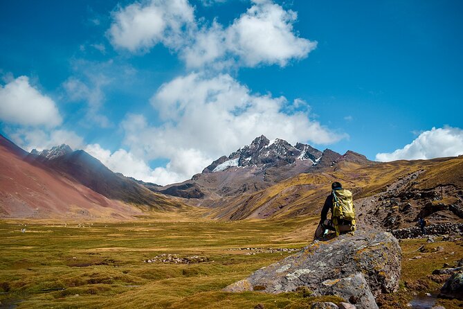 Rainbow Mountain and Red Valley Hike – 2 Days / 1 Night - Hot coca tea and the morning at Vinicunca