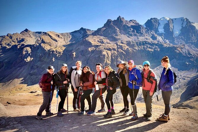 Rainbow Mountain Beat-the-Crowd: 7 AM Departure (Small groups) - The summit brings colored rock and Ausangate views