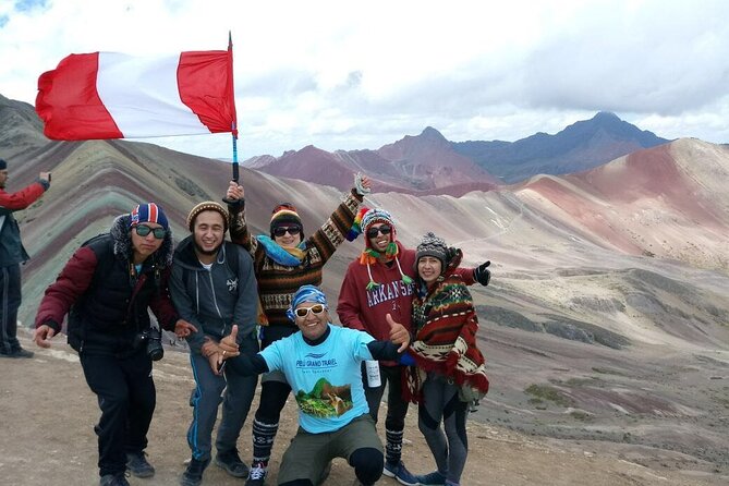 Rainbow Mountain Full-Day Tour from Cusco + Small Group! - The return walk and lunch in Cusipata