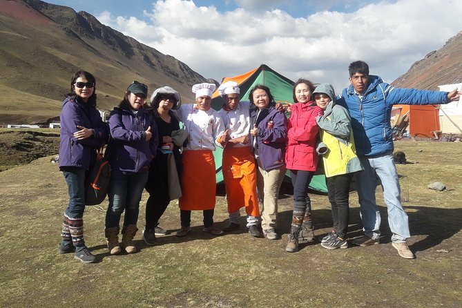 Rainbow Mountain Tour Vinicunca (Full Day) - The hike from Cusipata and Pampachiri