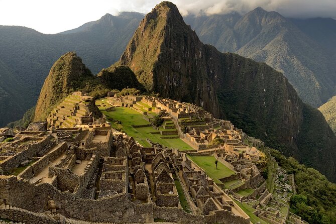 Sacred Valley Experience and Machu Picchu Sunrise 2-day Journey - Pisac, where the mountain is part of the monument