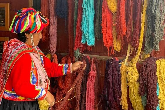Sacred Valley Textile Workshop – Dyeing & Weaving in Cusco - Lunch, conversation, and a slower pace