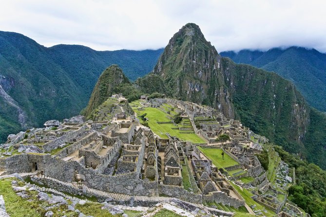 Salkantay Trek To Machu Picchu 5 Days And 4 Nights - Day three: rain forest, waterfalls, and coffee at Lucmabamba