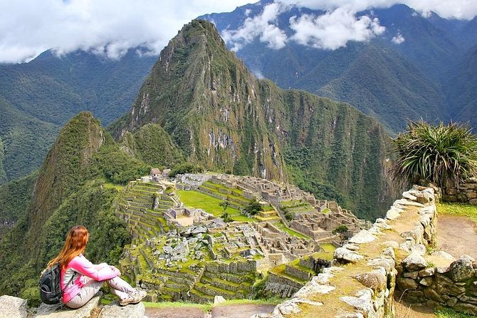 Short Inca Trail 2 Day Hike to Machu Picchu with Permits & Train - Chachabamba and the first Inca remains