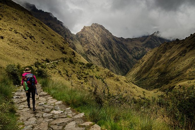Short Inca Trail 2 Day Hike to Machu Picchu with Permits & Train - Reaching Machu Picchu, then returning to Aguas Calientes