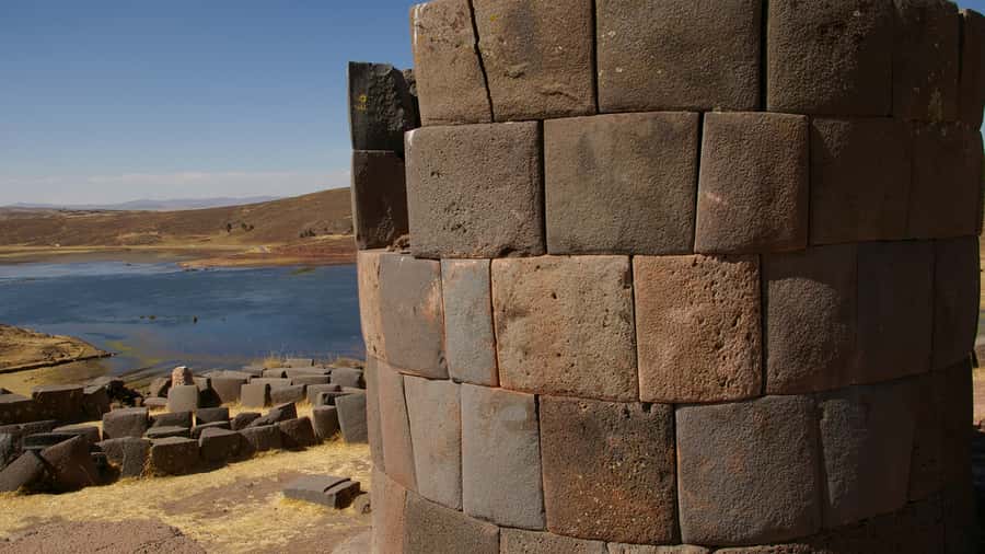 Sillustani: Chullpas de Sillustani Afternoon Half-Day Tour - Why Sillustani is worth an afternoon from Puno