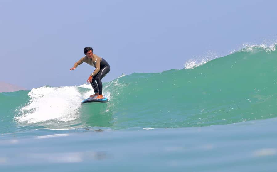 Surfing experience in Lima - Into Lima’s cold Pacific water