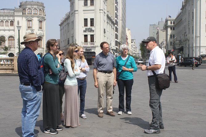 The Original Highlights of Lima - Private Half Day Tour - Parque del Amor: ocean views and an easy photo stop