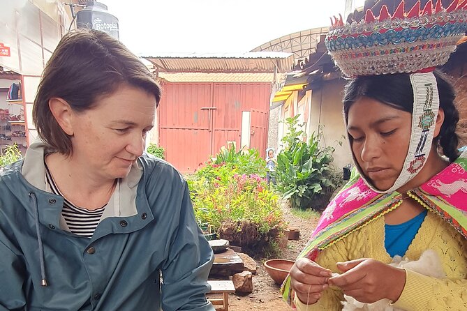 The Textile Workshop Experience in Cusco Region - Shopping for textiles and leather goods