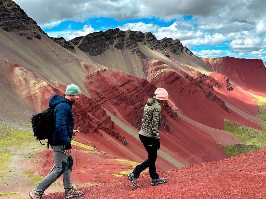 Tour de un día a la Montaña del Arco Iris y el Valle Rojo - Vinicunca at 5,036 meters