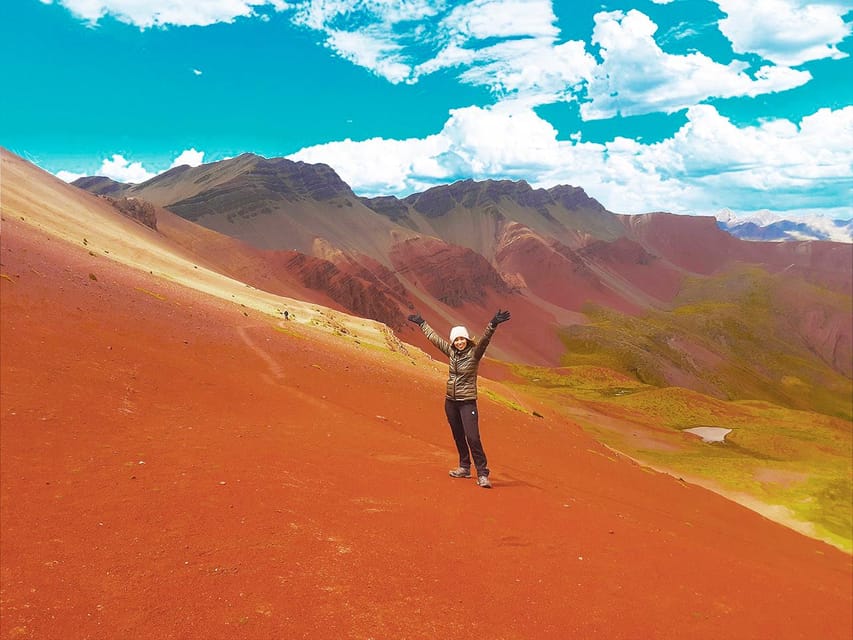 Tour de un día a la Montaña del Arco Iris y el Valle Rojo - The Red Valley descent