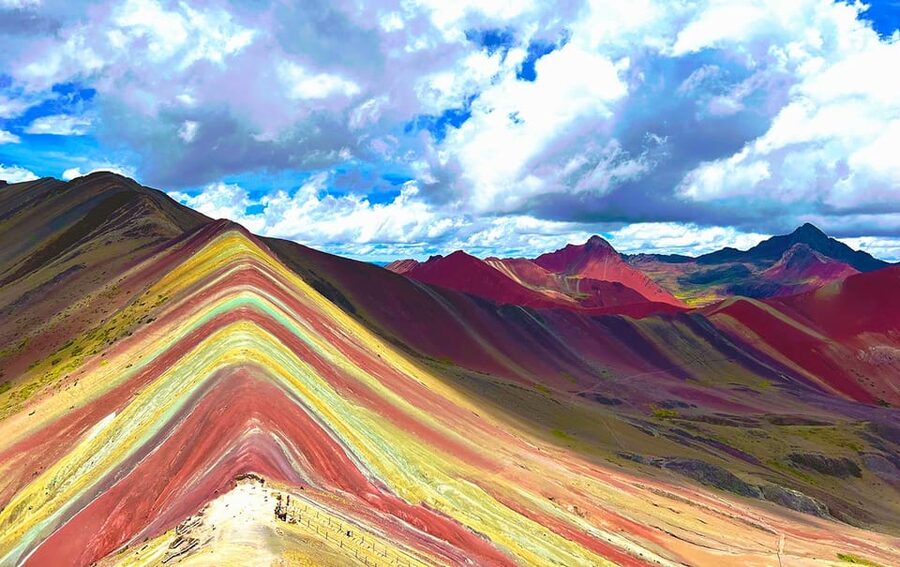 Tour de un día a la Montaña del Arco Iris y el Valle Rojo - What the $28 price really covers