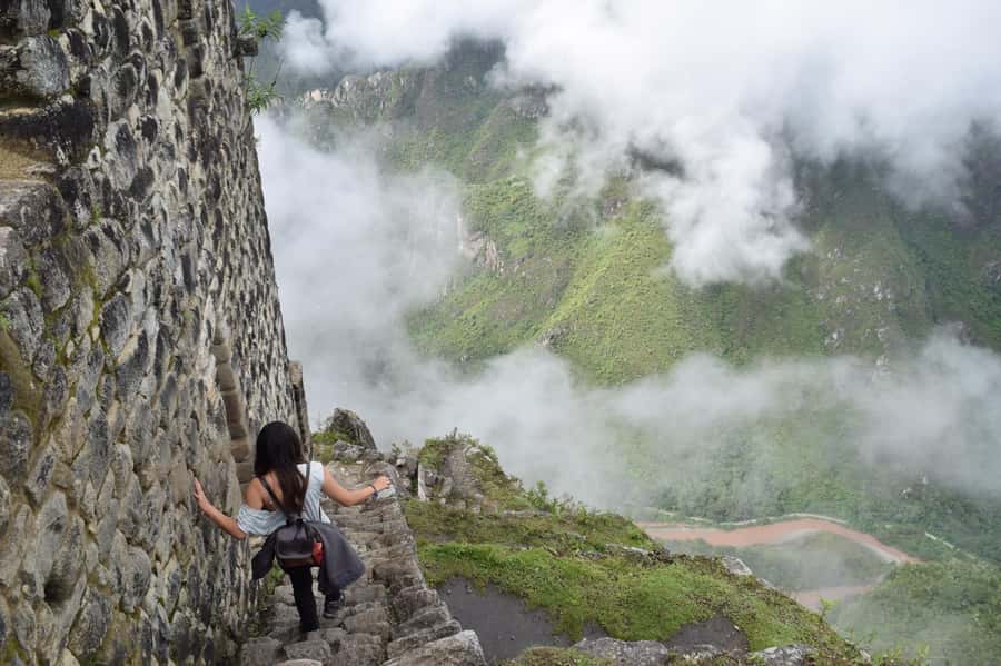 Tour Machu Picchu + Mountain of Huayna Picchu 2 days - Returning to Aguas Calientes and Cusco