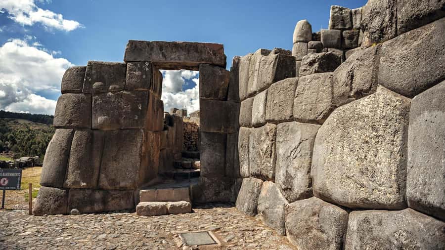 Tour of the most important points in the city of Cusco. - Why this Cusco tour works well on your first day