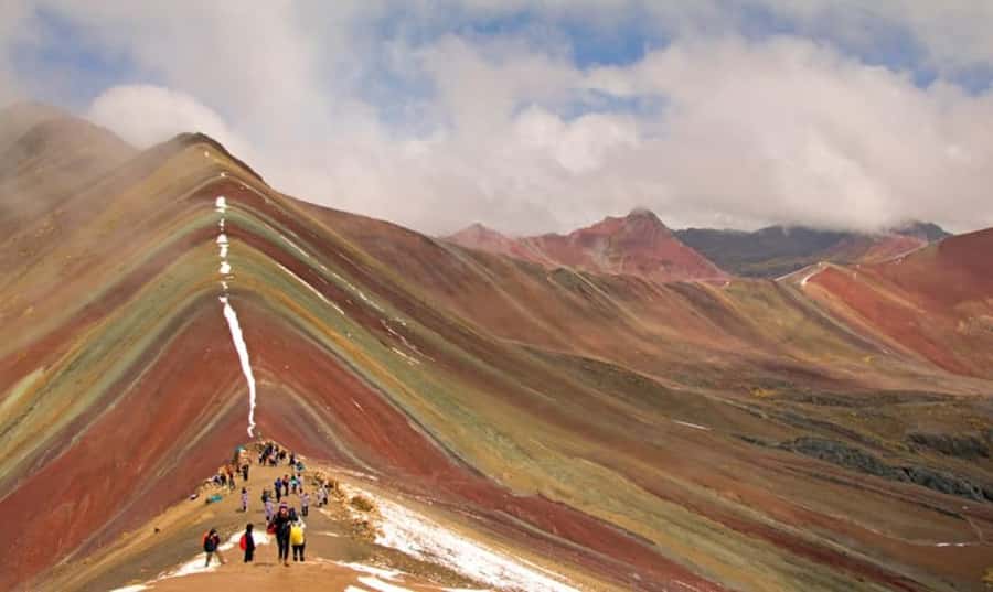 Tour Rainbow Mountain - Breakfast in Cusipata before the mountain road