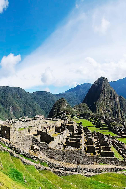 TOUR TO MACHU PICCHU FULL DAY BY TRAIN – The Best Adventure - Lunch and free time in Aguas Calientes