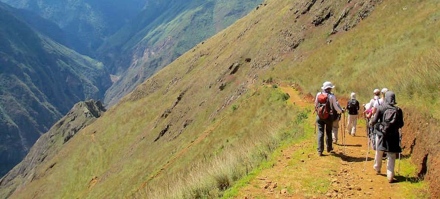Trek to Choquequirao 4 days - Day 3: Down to the Apurímac River and Chiquisca