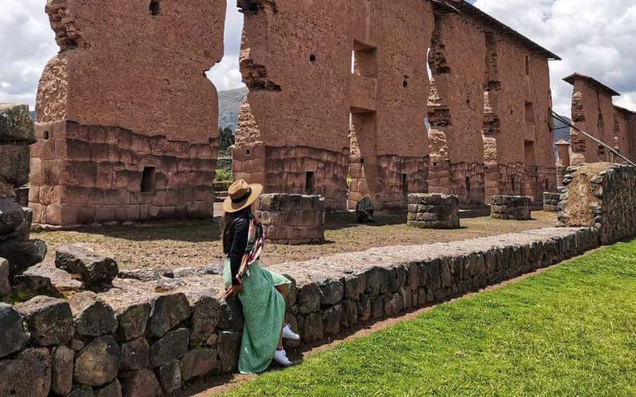 TRIP FROM PUNO TO CUSCO WITH THE ROUTE OF THE SUN - Andahuaylillas, the Andean Sistine Chapel