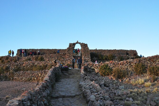 Two-Day Tour to Uros with Amantani and Taquile from Puno - The Uros islands: striking, useful, and sometimes commercial
