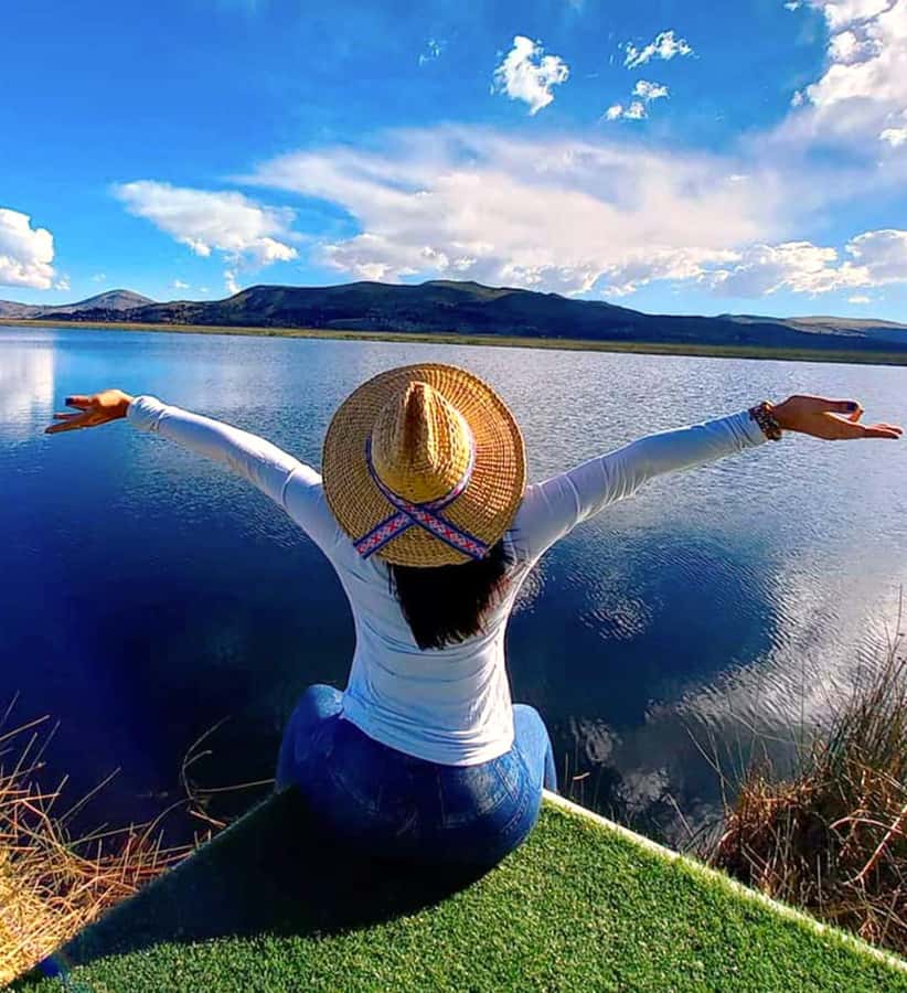 Uros Floating Islands Tour in Puno - The optional 20-minute reed boat ride