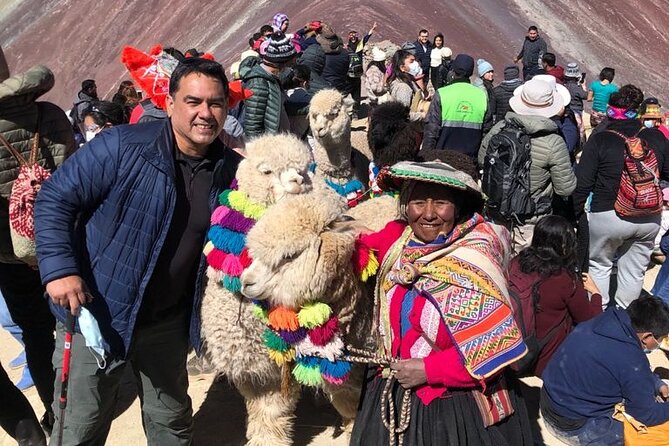 Vinicunca Rainbow Mountain Full-Day Tour from Cusco - The descent and lunch in Cusipata