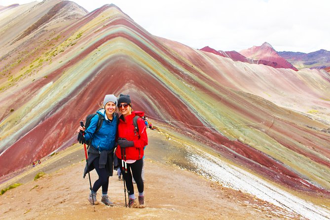 Vinicunca Rainbow Mountain in one day, private with Peru Vip - The walk from Chillihuani to Cerro Colorado