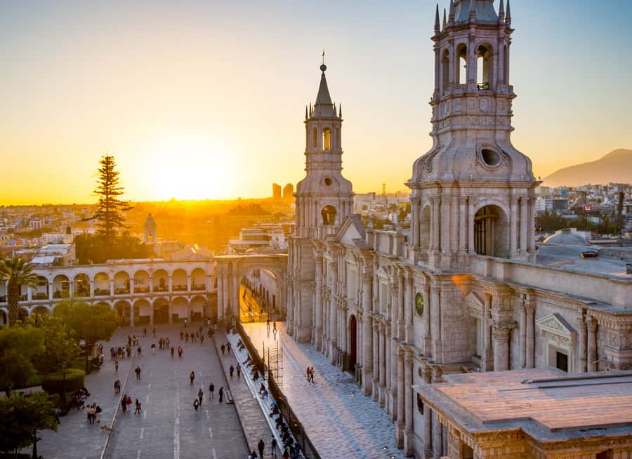 Walking tour in the Historic Center of Arequipa - Why this two-hour walk works as an Arequipa introduction