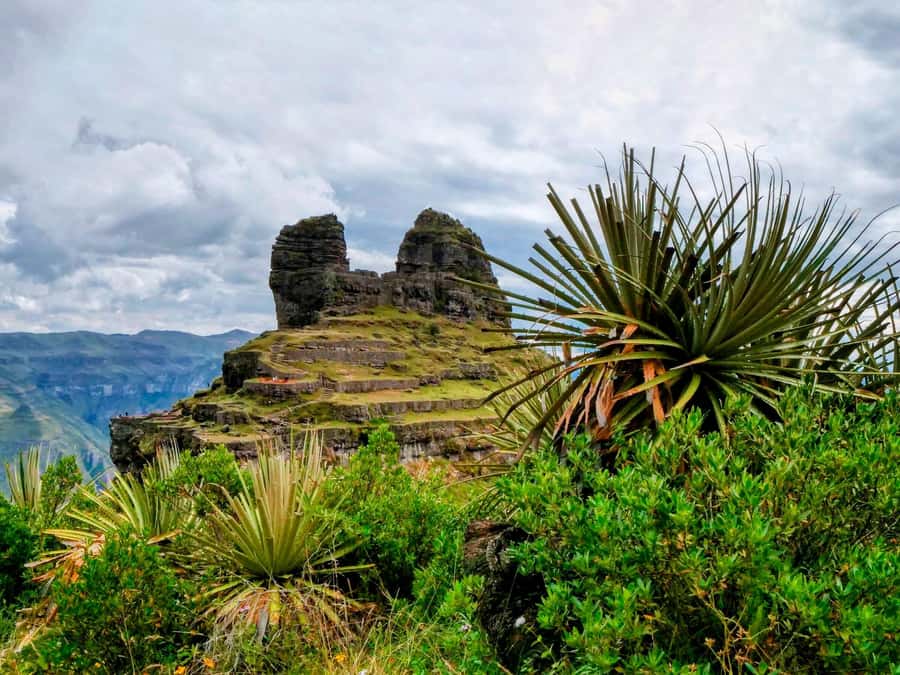 "Waqra Pucara, The Majestic Fortress Revealing Secrets of the Andes". - Why Waqra Pukara feels different from Cusco’s better-known ruins